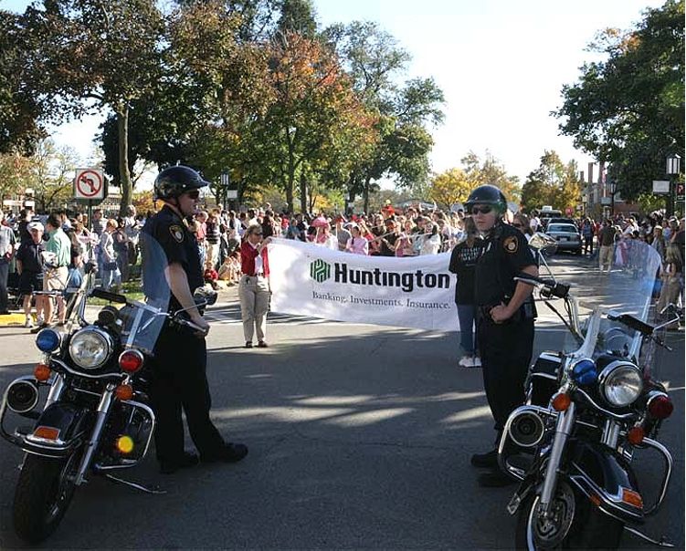Halloween Sponsor Huntington Bank