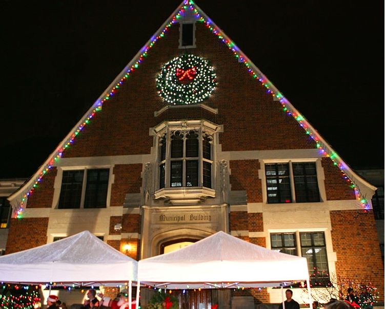 Birmingham Tree Lighting Photo Gallery